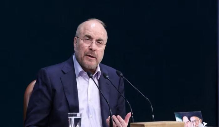Trước đó, vào cuối tháng trước, Chủ tịch Quốc hội Iran Mohammad Bagher Ghalibaf, đồng thời là trưởng đoàn đàm phán của Tehran, từng khẳng định Iran không thể xuất khẩu bất kỳ lượng dầu nào trong thời gian Mỹ áp đặt phong tỏa các cảng biển.
