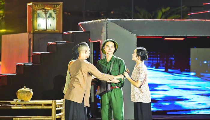 Thông qua những câu chuyện chân thực, chương trình khắc họa hành trình "trả lại tên cho các anh", đưa những người lính trở về với quê hương và vòng tay người thân.