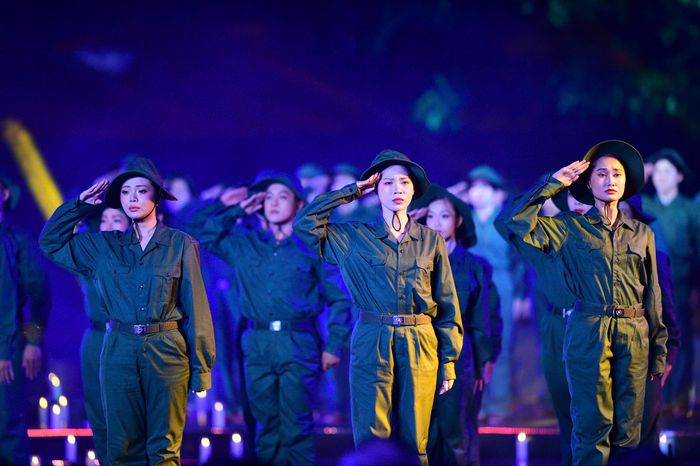  Cầu truyền hình được thực hiện nhân kỷ niệm 79 năm Ngày Thương binh - Liệt sĩ (27/7/1947 - 27/7/2026), tái hiện hành trình tìm kiếm, quy tập và xác định danh tính các liệt sĩ sau nhiều thập kỷ. Chương trình tôn vinh những lực lượng đang âm thầm thực hiện nhiệm vụ đưa các Anh trở về với gia đình và quê hương, đồng thời gửi gắm thông điệp về lòng biết ơn đối với các thế hệ đã hy sinh vì độc lập, tự do của Tổ quốc; nhắc nhở các thế hệ hôm nay trân trọng giá trị của hòa bình, sống có trách nhiệm với lịch sử và tiếp nối truyền thống "Uống nước nhớ nguồn". 