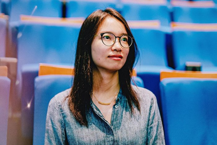 Hong Wang là nhà toán học trẻ tuổi nhất trong 4 người nhận huy chương Fields 2026. Ảnh: Quanta Magazine.