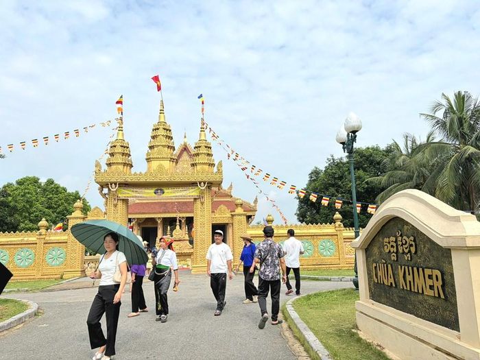 Chùa Khmer tại Làng Văn hóa - Du lịch các dân tộc Việt Nam