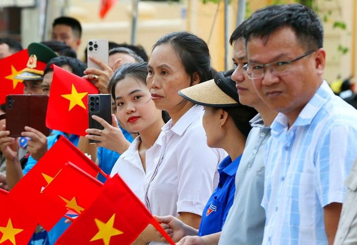 Sự trở về của các anh không chỉ là hành trình về với Tổ quốc, mà còn thể hiện đạo lý “Uống nước nhớ nguồn” của dân tộc Việt Nam