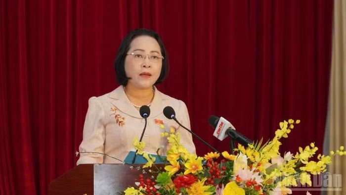 Đồng chí Nguyễn Thị Thanh, Ủy viên Trung ương Đảng, Phó Chủ tịch Quốc hội phát biểu tại chương trình.