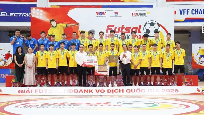 Đội Sahako đứng thứ ba.