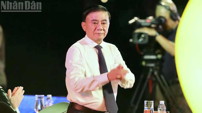 Đồng chí Trần Cẩm Tú, Ủy viên Bộ Chính trị, Thường trực Ban Bí thư.