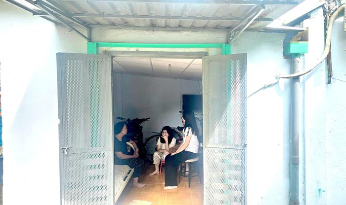 Căn nhà mới do Hội Liên hiệp Phụ nữ phường Bàn Cờ (TPHCM) cùng các đơn vị chung tay xây dựng giúp các em có mái ấm an toàn. Ảnh: TRANG NGUYỄN