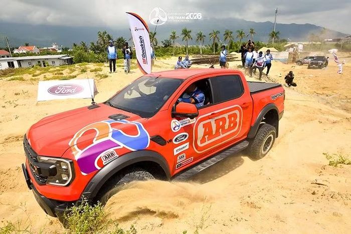 Với Ford, mỗi hành trình không đơn thuần là một trải nghiệm di chuyển, mà còn là cơ hội để kết nối, sẻ chia và cùng nhau kiến tạo những giá trị tích cực.