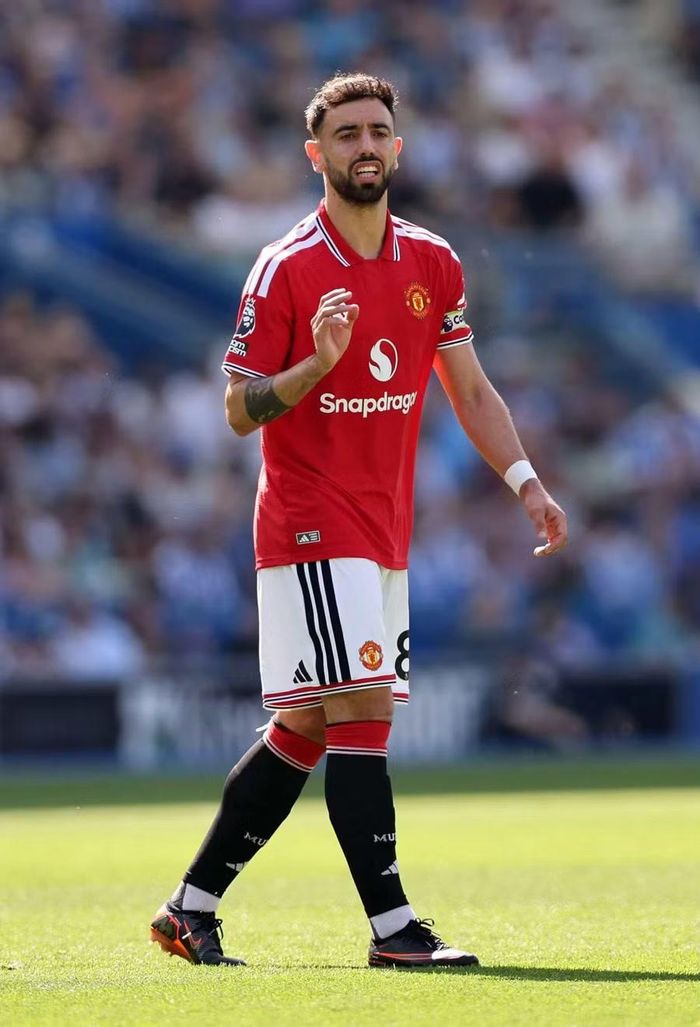 Tiền vệ Bruno Fernandes thu 9,2 triệu bảng từ bản quyền hình ảnh, bên cạnh tiền lương khoảng 12,5 triệu bảng/năm tại Man Utd. Ảnh: Alamy.