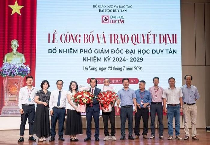 Cán bộ, giảng viên của Trường Khoa học Máy tính &amp; Trí tuệ Nhân tạo (SCA) đồng lòng và quyết tâm hiện thực hóa các mục tiêu phát triển, đưa AI trở thành thế mạnh chiến lược của ĐH Duy Tân