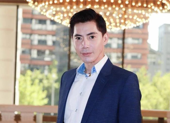 Diễn viên Vương Khải.