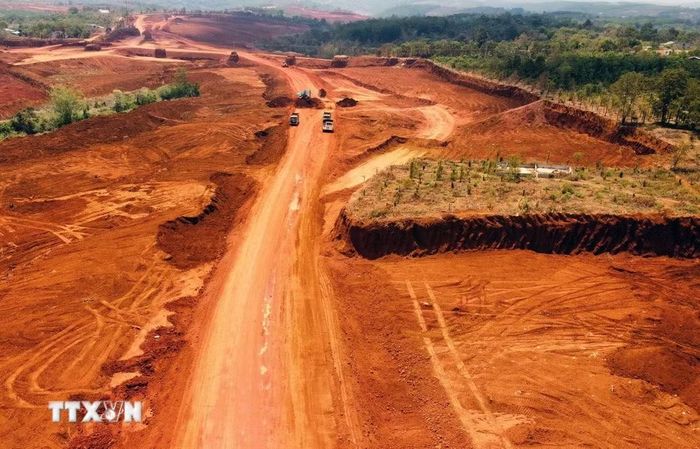 Một công trường khai thác bauxite tại huyện Đắk R’lấp, tỉnh Đắk Nông. (Ảnh: Minh Hưng/TTXVN)