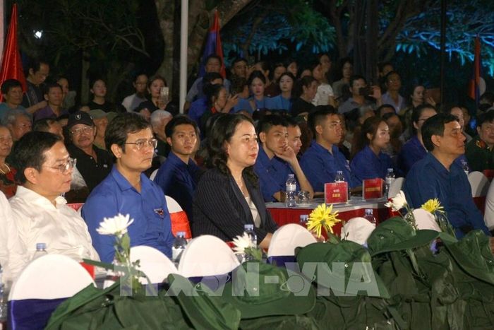 Đồng chí Võ Thị Ánh Xuân, Bí thư Trung ương Đảng, Phó Chủ tịch nước và các đại biểu dự buổi lễ. Ảnh: Văn Tý-TTXVN 