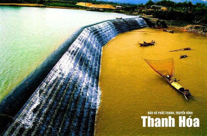 Đập Bái Thượng. Ảnh: Trần Đàm