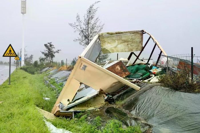  Thị trấn Bình Hải, tỉnh Quảng Đông sau bão Noul ngày 26-7. Ảnh: AP 