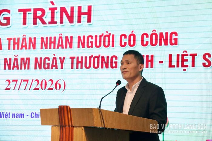 Đại diện doanh nghiệp trên địa bàn phường phát biểu tại chương trình