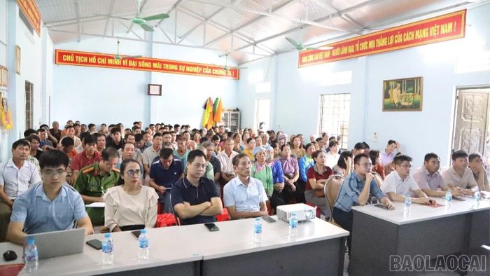 Các đại biểu tham dự hội nghị.