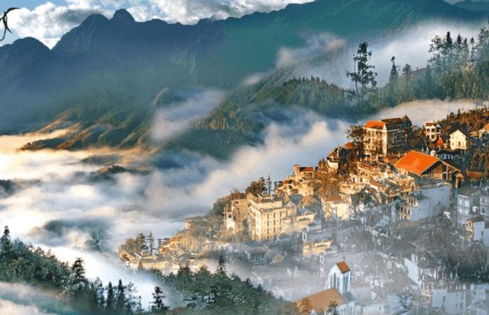 Sa Pa nằm ở độ cao trung bình khoảng 1.500 – 1.800m so với mực nước biển, sở hữu đỉnh Fansipan cao gần 3.143,7m. Ảnh: Internet