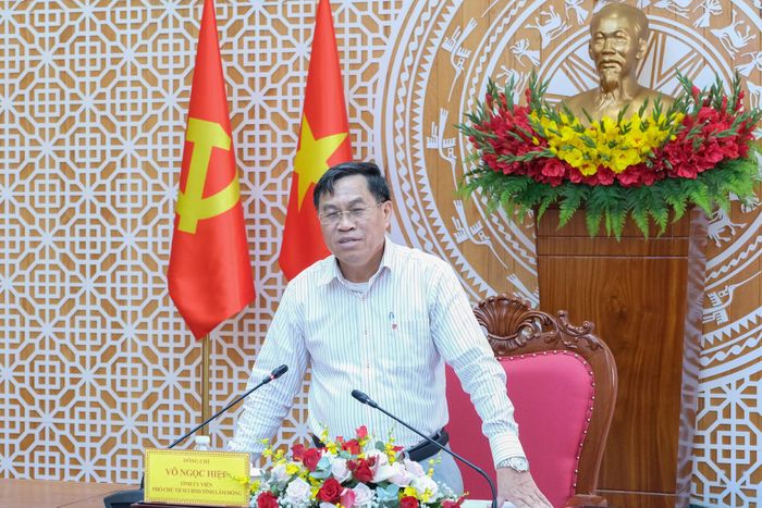 Tỉnh ủy viên, Phó Chủ tịch UBND tỉnh Lâm Đồng Võ Ngọc Hiệp phát biểu chỉ đạo tại Hội nghị sơ kết Kinh tế tập thể