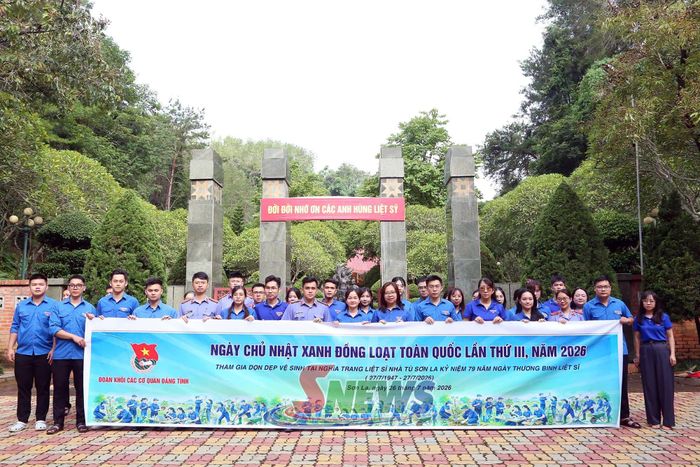 ĐVTN Đoàn Khối các cơ quan Đảng tỉnh hưởng ứng Ngày Chủ nhật xanh dọn dẹp Nghĩa trang Liệt sĩ.