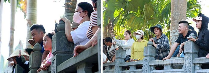 Người dân theo dõi Lễ an táng. Ảnh: Minh Châu