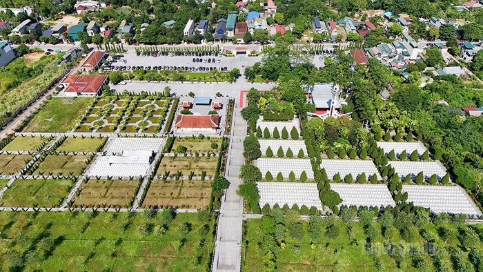 Toàn cảnh Nghĩa trang Liệt sĩ Quốc gia Vị Xuyên. Ảnh: Bang Phúc
