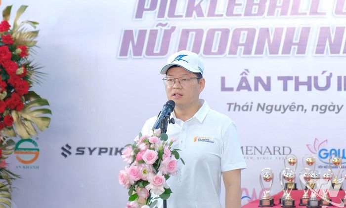 Đồng chí Đinh Quang Tuyên, Phó Bí thư Tỉnh ủy, Chủ tịch Ủy ban MTTQ tỉnh Thái Nguyên, phát biểu tại Lễ Khai mạc.