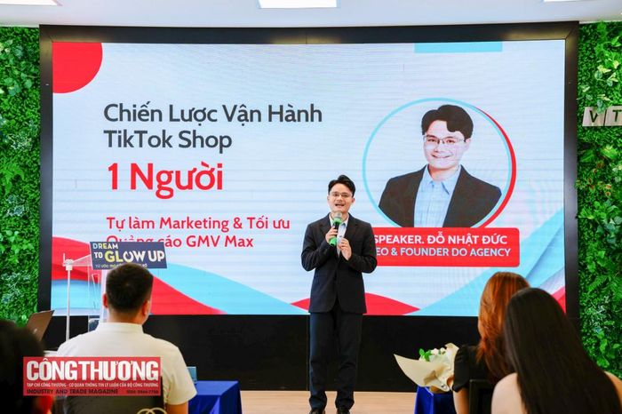 Ông Đỗ Nhật Đức - Giám đốc Công ty TNHH Truyền thông Do Agency phát biểu tại chương trình.