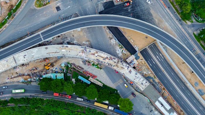 Sau khi đưa vào khai thác, cầu vượt N4 được kỳ vọng sẽ góp phần giảm áp lực giao thông trên trục Mai Chí Thọ, đặc biệt đối với dòng xe container ra vào cảng Cát Lái. Đây sẽ là hạng mục lớn thứ năm của toàn dự án được hoàn thành, sau hai hầm chui HC1-01, HC1-02, cầu vượt N2 và nhánh cầu vượt N3.