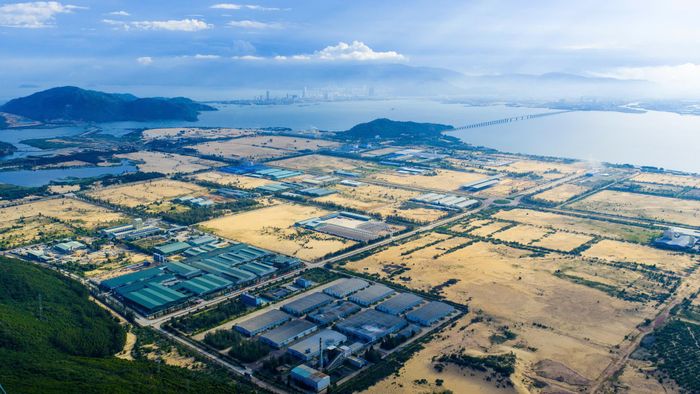 Chính quyền địa phương đồng hành cùng doanh nghiệp trong công tác giải phóng mặt bằng, góp phần nâng cao hiệu quả thu hút đầu tư.