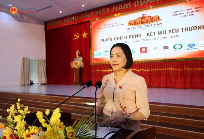 Phó Chủ tịch Quốc hội Nguyễn Thị Thanh phát biểu tại lễ khai mạc "Phiên chợ 0 đồng - Kết nối yêu thương"