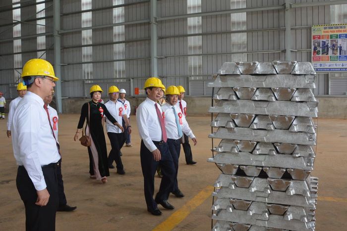 Đây là lần đầu tiên Việt Nam sản xuất được nhôm thỏi.