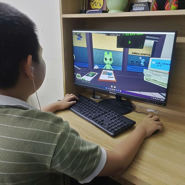 Game thu hút người chơi nhưng hiện nay phần lớn game phổ biến tại Việt Nam vẫn là game do nước ngoài sản xuất.