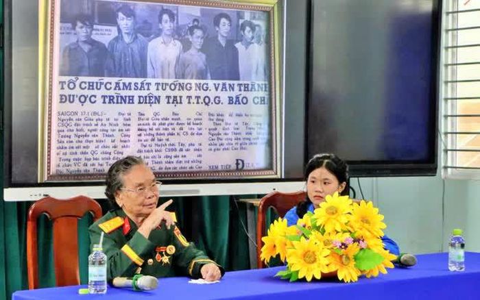 Chương trình kỷ nhiệm Ngày Thương binh - Liệt sĩ, gợi nhiều cung bậc cảm xúc trong lòng thế hệ trẻ. Nhất là khi nhắc đến Chiến dịch “500 ngày đêm đẩy mạnh thực hiện tìm kiếm, quy tập và xác định danh tính hài cốt liệt sĩ”,