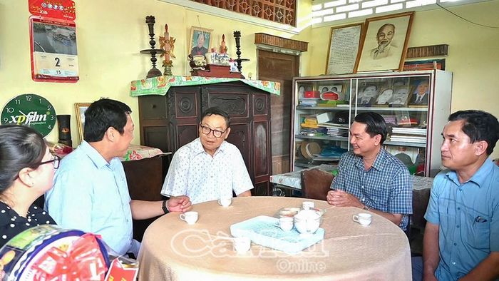 Đoàn công tác tỉnh thăm hỏi sức khỏe, đời sống thương binh Trần Lai.