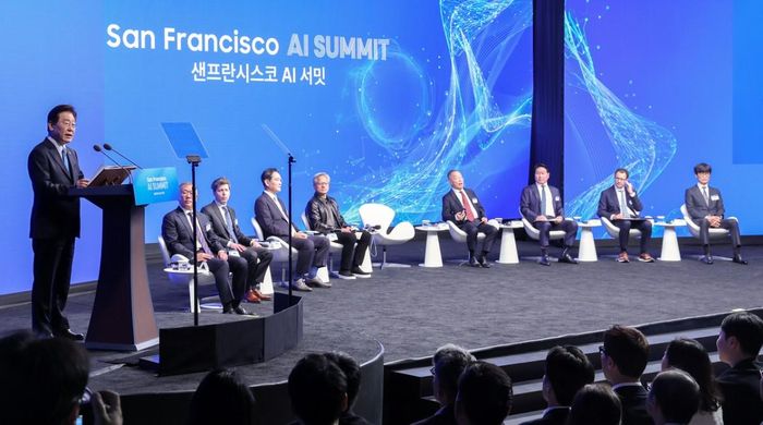 Tổng thống Hàn Quốc Lee Jae Myung phát biểu công bố Tuyên bố AI San Francisco tại Hội nghị thượng đỉnh AI San Francisco, hôm 24/7 (giờ địa phương). Ảnh: Yonhap