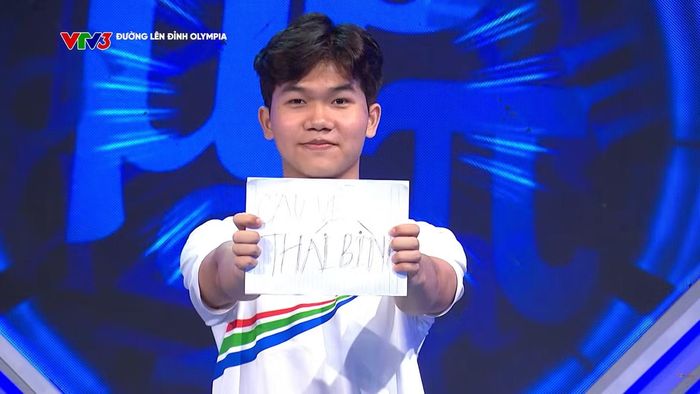Bằng bản lĩnh và chiến thuật thi đấu thông minh, Quang Minh đã nhanh chóng lấy lại vị thế dẫn đầu sau phần thi Tăng tốc.