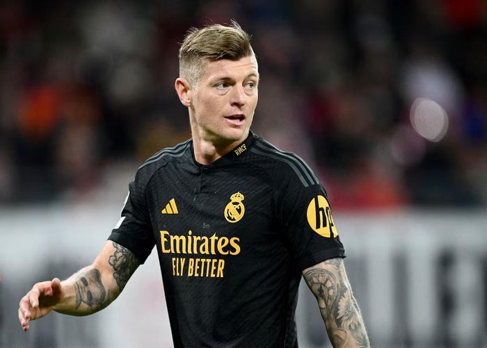 Kroos, Busquets và Müller là những ví dụ điển hình cho giá trị của tư duy, vị trí và khả năng đọc trận đấu.