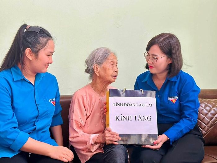Các cấp bộ Đoàn toàn tỉnh Lào Cai triển khai nhiều hoạt động thiết thực, lan tỏa tinh thần “Đền ơn đáp nghĩa”