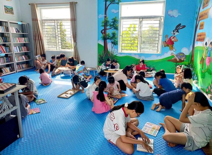 Không gian phòng đọc Thiếu nhi luôn thu hút đông đảo độc giải nhí