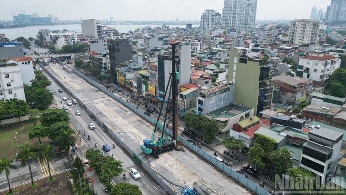 Việc triển khai thi công ga ngầm S1 được xem là dấu mốc quan trọng trong quá trình hiện thực hóa tuyến đường sắt đô thị số 5. Khi đưa vào khai thác, tuyến metro này sẽ góp phần tăng năng lực vận tải hành khách công cộng, giảm áp lực cho các trục giao thông chính như Văn Cao, Nguyễn Chí Thanh, Láng và Đại lộ Thăng Long, đồng thời tạo động lực phát triển đô thị theo định hướng giao thông công cộng của Thủ đô.
