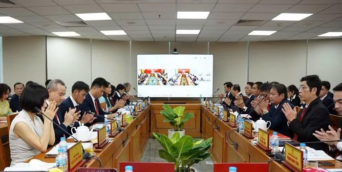 Hội nghị sơ kết hoạt động kinh doanh 6 tháng đầu năm của Bảo Minh.