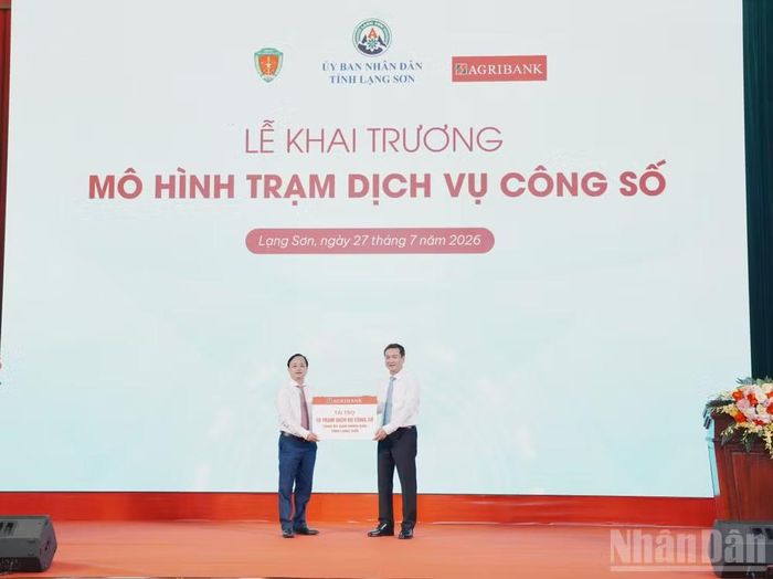 Agribank Việt Nam chính thức tài trợ 10 Trạm dịch vụ công số cho tỉnh Lạng Sơn.