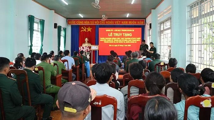 Quang cảnh buổi lễ.
