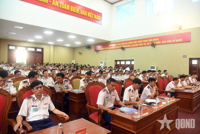  Các đại biểu tham dự khai mạc Hội thi - Hội thao.