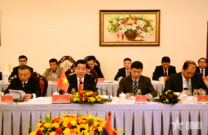 Thượng tướng Nguyễn Văn Gấu phát biểu tại kỳ họp.