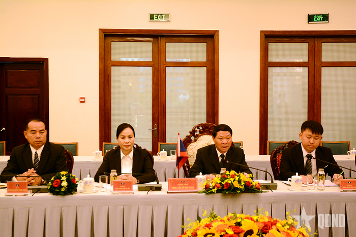 Các đại biểu Ban Công tác đặc biệt Chính phủ nước Cộng hòa dân chủ nhân dân Lào.