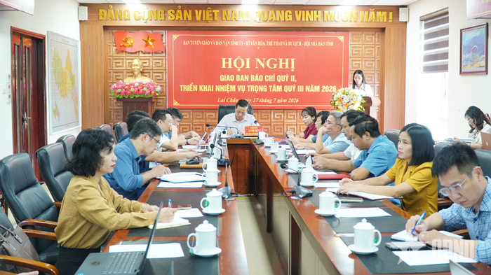 Quang cảnh hội nghị. 