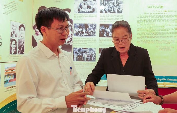 Ông Lâm Trường Định - Giám đốc Trung tâm Lưu trữ lịch sử tỉnh Gia Lai - cho biết, phần lớn các hồ sơ thuộc về những cán bộ tập kết từ năm 1954 rồi trở lại miền Nam tham gia kháng chiến. Do điều kiện lúc bấy giờ, thông tin liên lạc hạn chế, nhiều người xa gia đình trong thời gian dài, thân nhân đã mất hoặc thất lạc... khiến việc xác minh để trao trả còn gặp nhiều khó khăn.