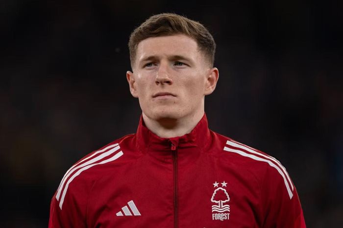 Vụ Anderson gia nhập Man City đẩy sức nóng của phiên chợ hè 2026.