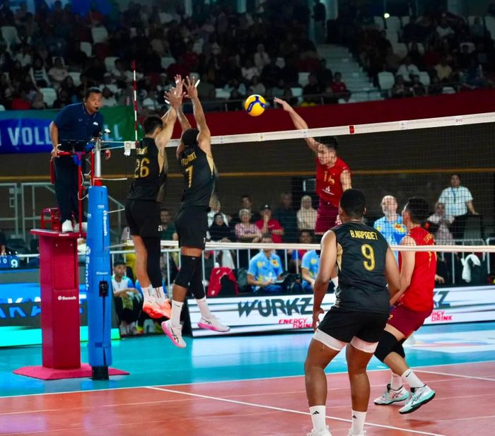 Đội bóng xứ Chùa vàng thắng ngược ĐT Việt Nam 3-2 ở vòng bảng